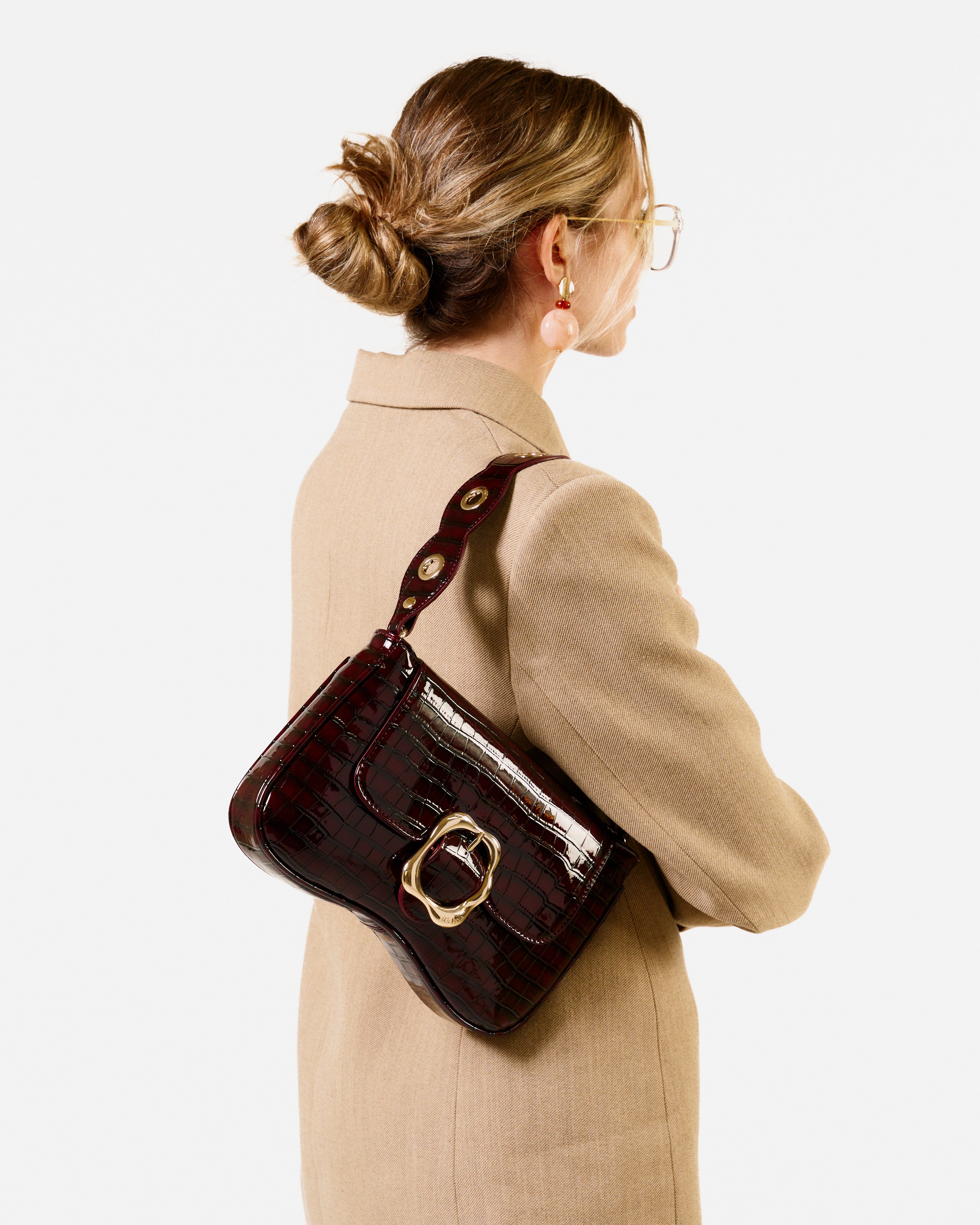 CORREA TACHUELAS GARNET