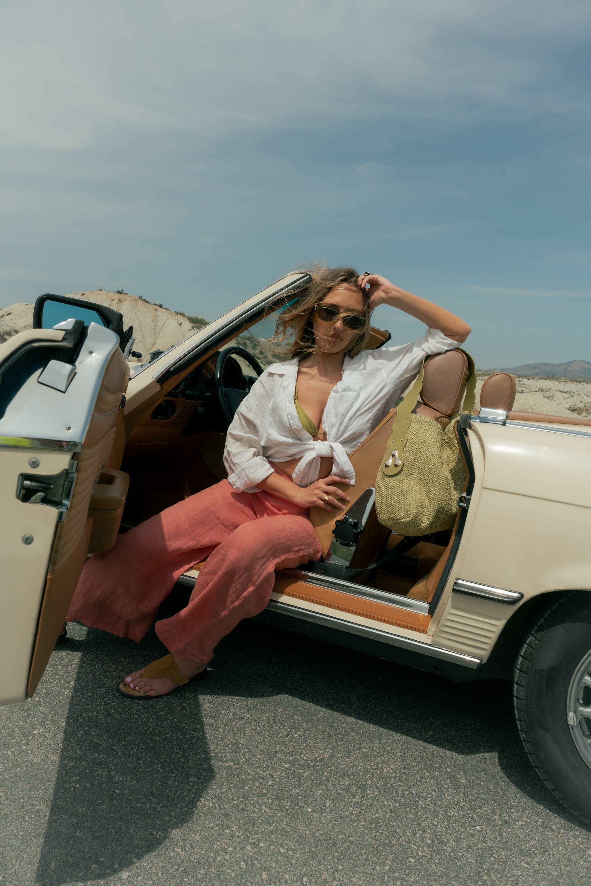 BOLSO_ITSLAVA_ARENAL_RAFIA_GREEN_MODELO_AUTO
